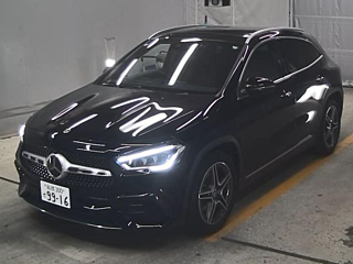 MERCEDES BENZ GLA CLASS 2020