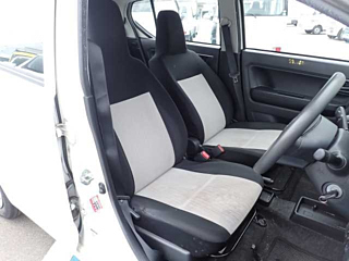 DAIHATSU MIRA E S 2018