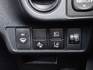 TOYOTA COROLLA FIELDER 2018