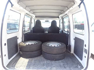 DAIHATSU HIJET VAN 2018