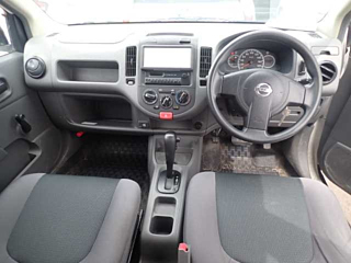NISSAN AD 2011