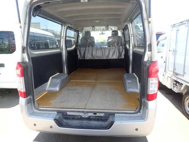 NISSAN CARAVAN VAN 2020