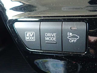 TOYOTA PRIUS 2019
