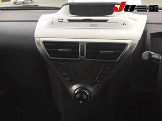 TOYOTA IQ 2009