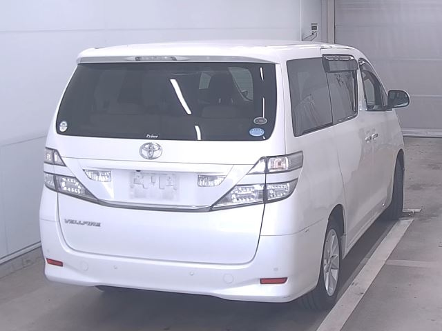 TOYOTA VELLFIRE 2010
