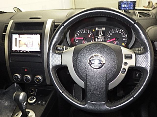 NISSAN X-TRAIL 2013