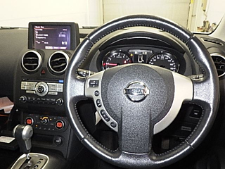 NISSAN DUALIS 2013