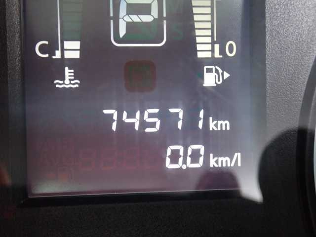 NISSAN CARAVAN VAN 2017