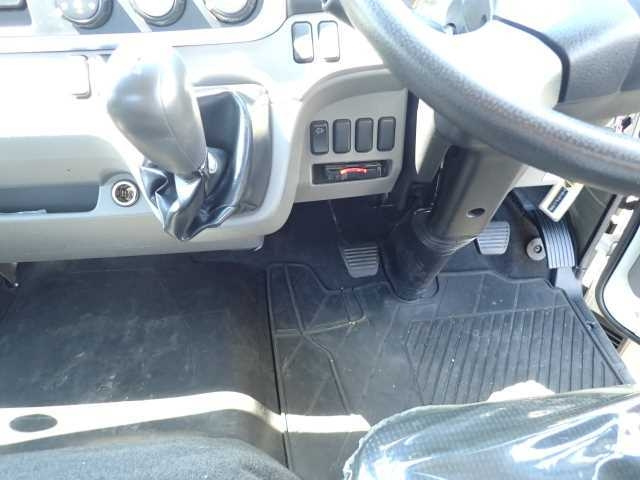 MITSUBISHI CANTER 2018