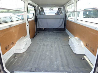 TOYOTA HIACE VAN 2017
