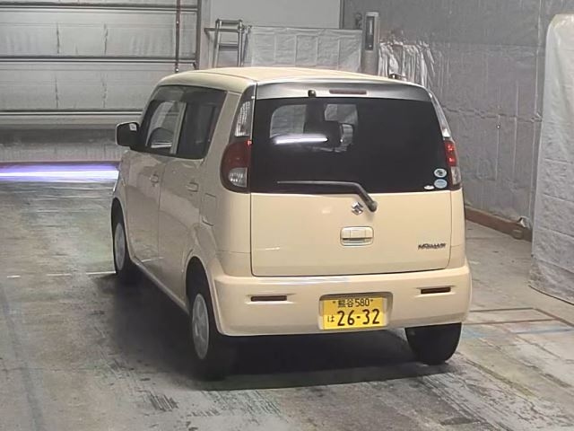 SUZUKI MRWAGON 2011