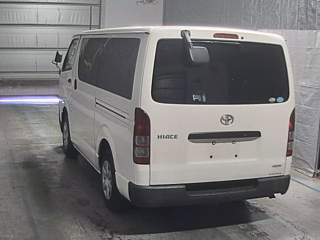 TOYOTA HIACE VAN 2018