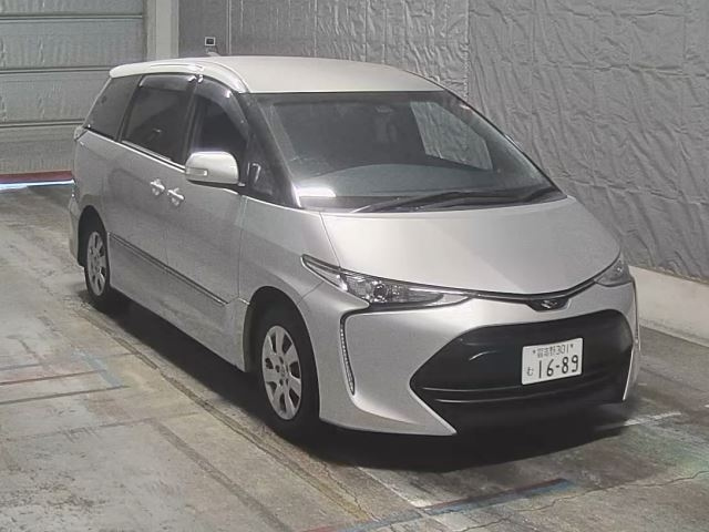 TOYOTA ESTIMA 2019