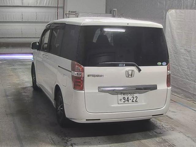 HONDA STEP WAGON 2012