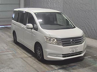 HONDA STEP WAGON 2012
