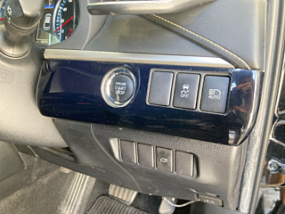 TOYOTA HARRIER 2014