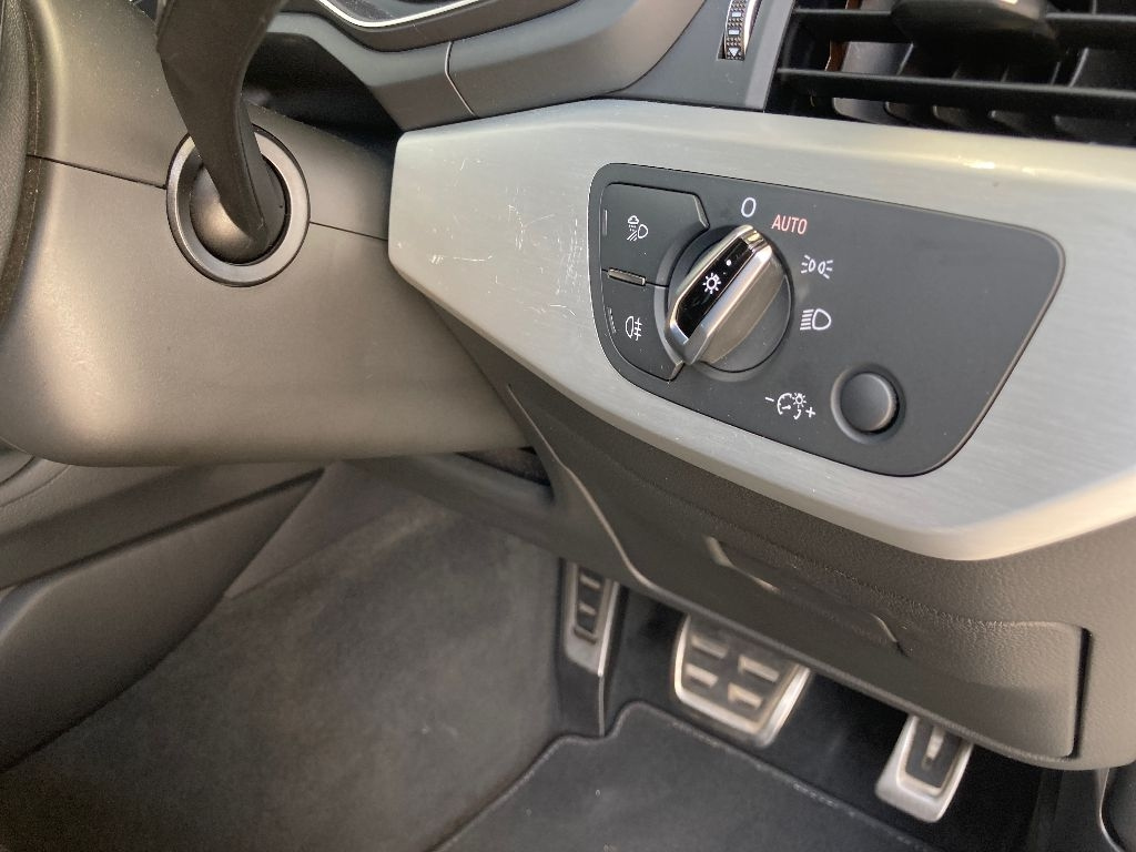 AUDI A4 2018