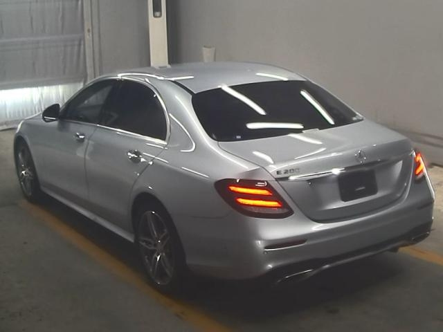 MERCEDES BENZ E CLASS 2016