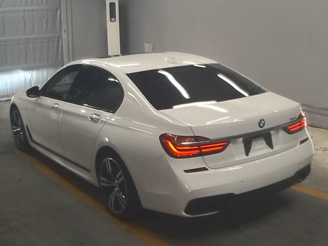 BMW 7 SERIES 2016
