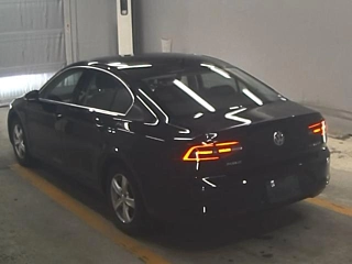 VOLKSWAGEN PASSAT 2015