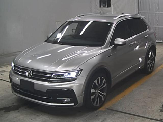 VOLKSWAGEN TIGUAN 2020