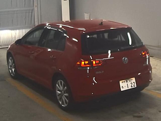 VOLKSWAGEN GOLF 2016