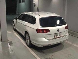 Заказать VOLKSWAGEN PASSAT VARIANT