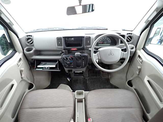 MITSUBISHI MINICAB VAN 2019