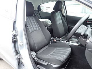 MAZDA MAZDA2 2020