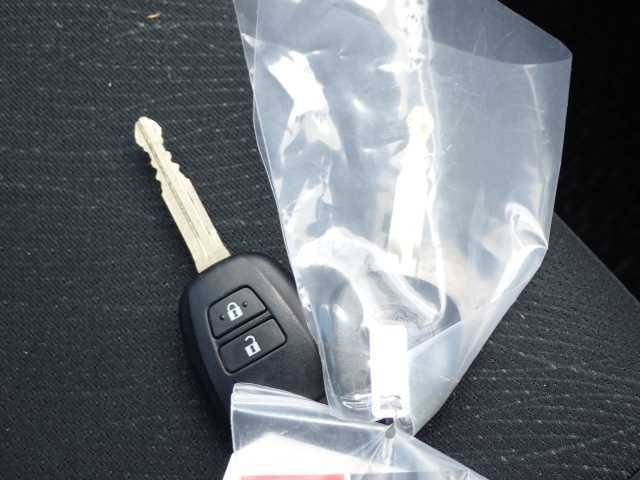 TOYOTA COROLLA AXIO 2018