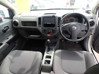 NISSAN AD 2012
