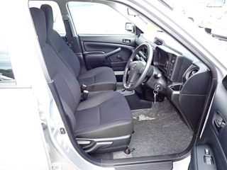 TOYOTA PROBOX 2020