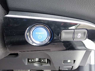 TOYOTA PRIUS 2018
