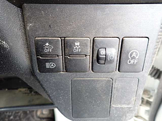 DAIHATSU HIJET VAN 2021