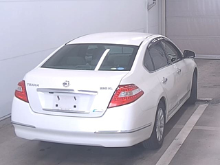 NISSAN TEANA 2011