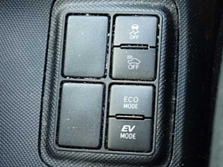 TOYOTA AQUA 2016