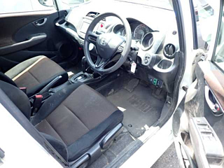 HONDA FIT SHUTTLE 2013