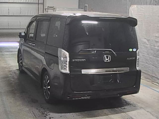 HONDA STEP WAGON 2014