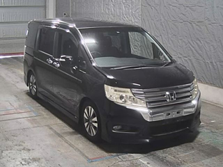HONDA STEP WAGON 2013
