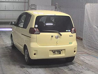 TOYOTA PORTE 2008