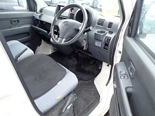 DAIHATSU HIJET VAN 2013