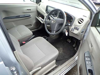DAIHATSU MIRA E S 2014