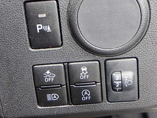 DAIHATSU MIRA E S 2020