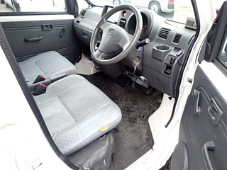 DAIHATSU HIJET VAN 2013