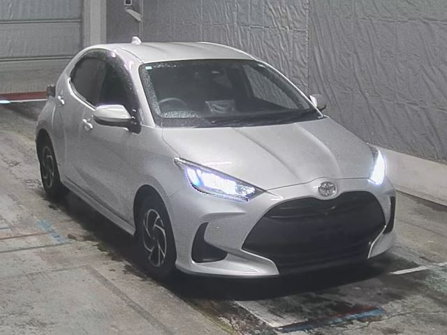 TOYOTA YARIS 2021