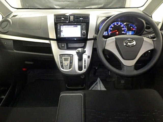 DAIHATSU MOVE 2014