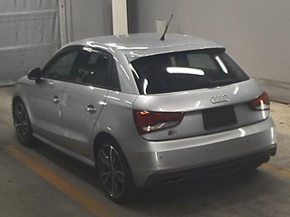 AUDI S1 2017