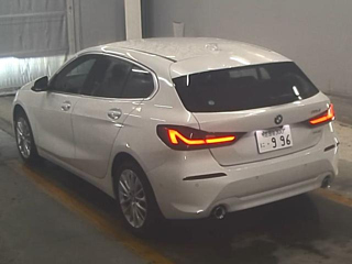 BMW 1 SERIES 2024