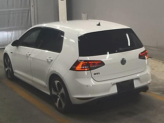 VOLKSWAGEN GOLF 2015