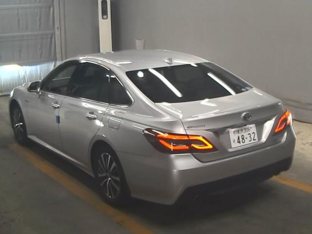 TOYOTA CROWN 2018
